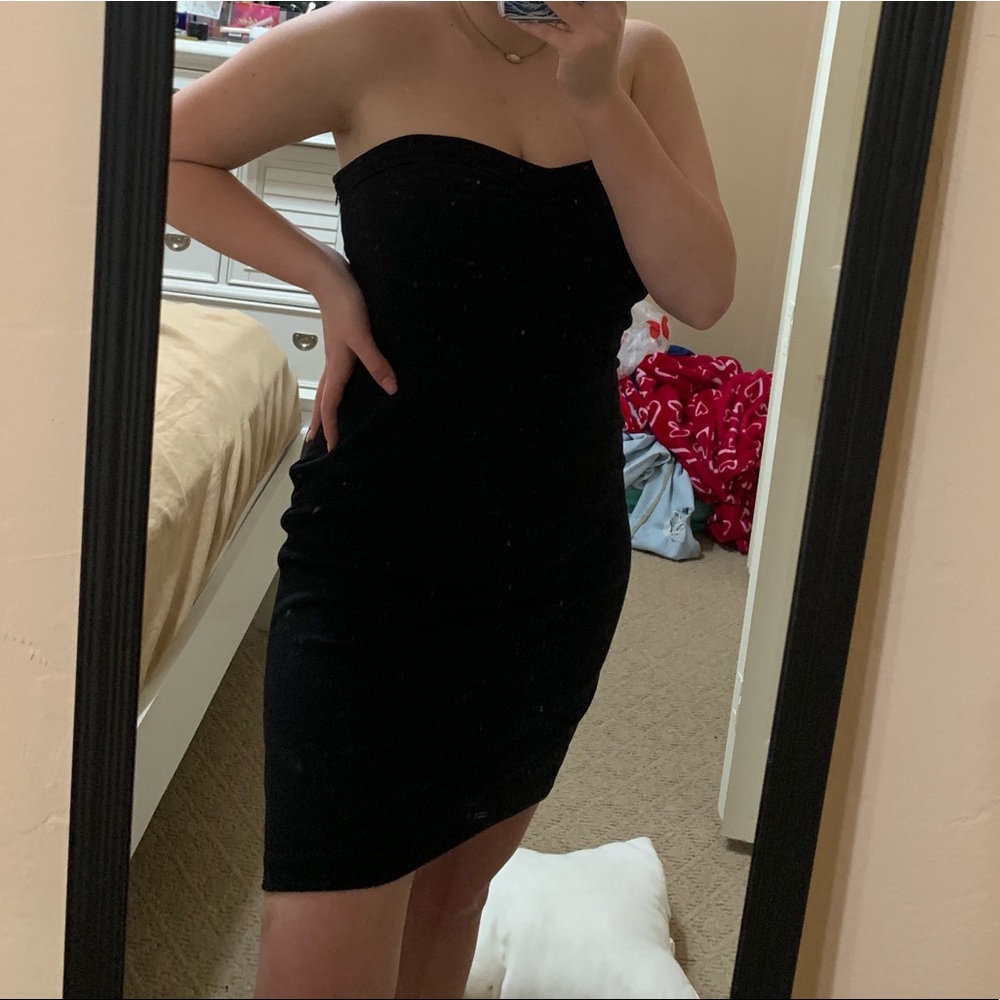 BODYCON BLACK DRESS